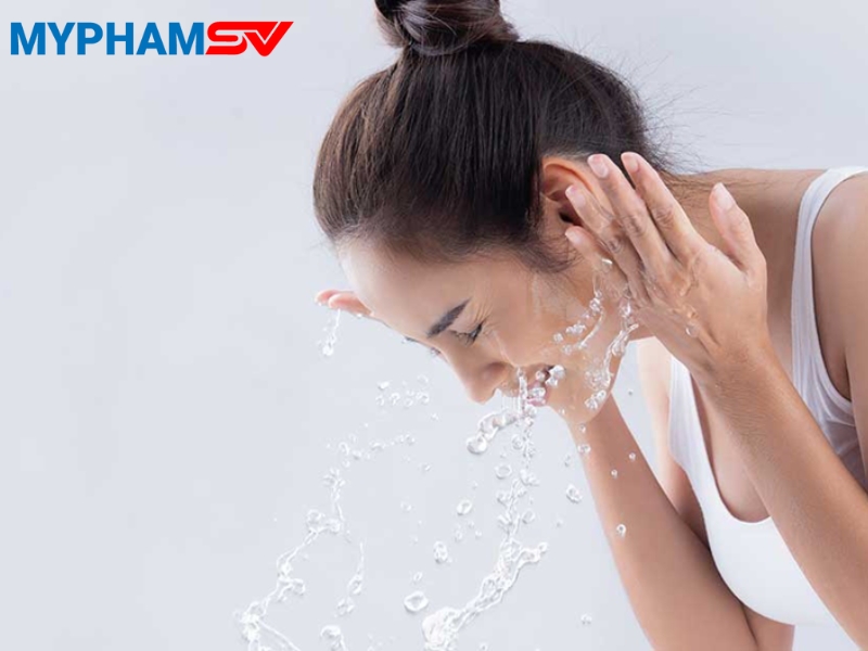 Cách xử lý khi bị dị ứng mỹ phẩm nhanh chóng và an toàn