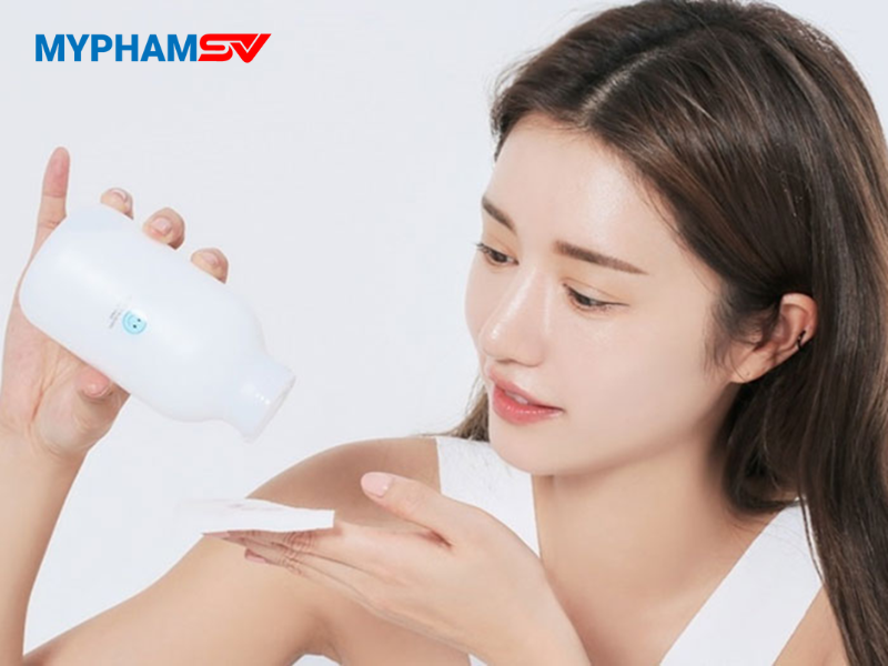 Cách dùng nước tẩy trang an toàn và sạch sâu 