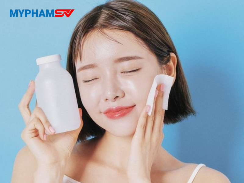Cách dùng nước tẩy trang an toàn và sạch sâu